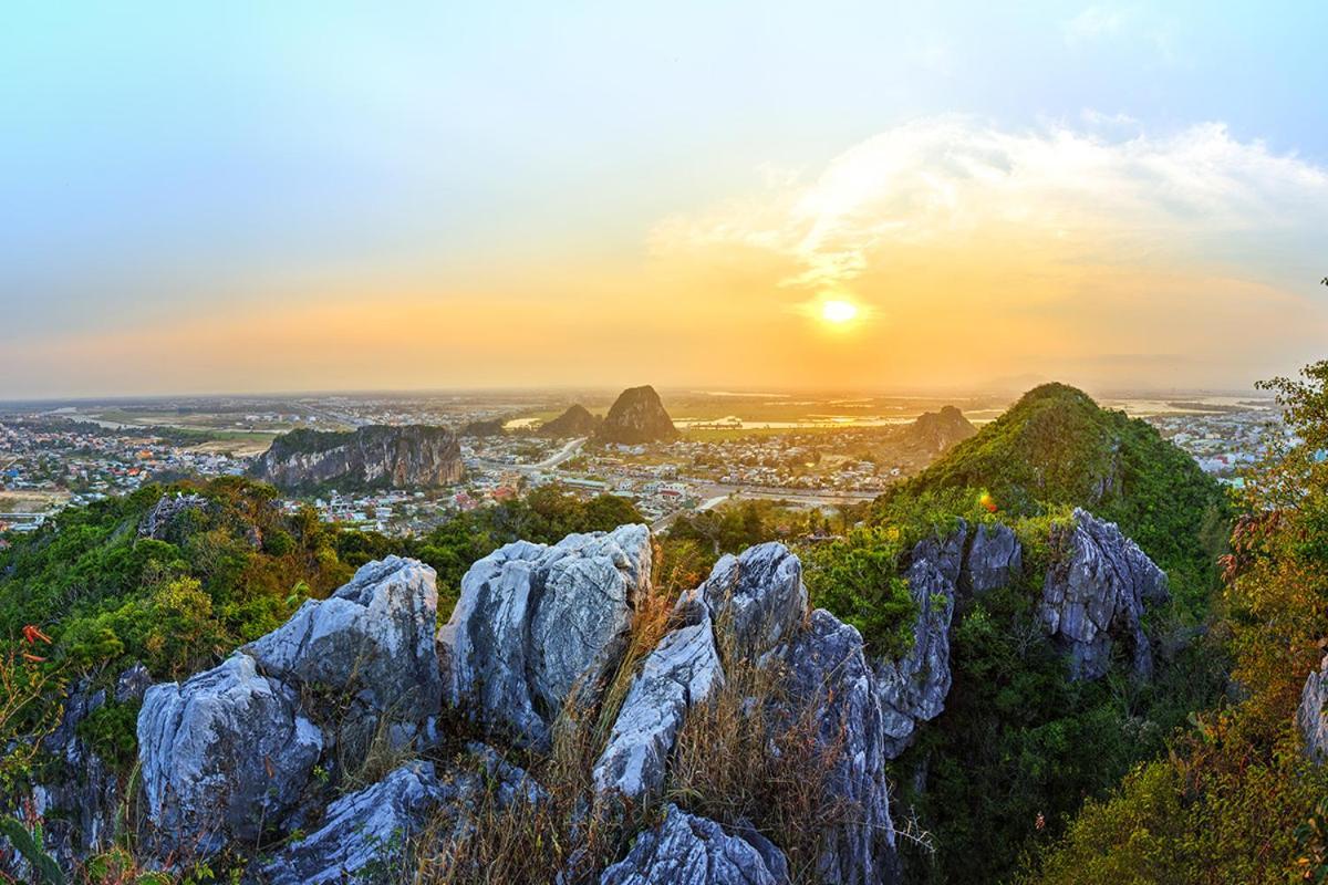 Gold Hotel Da Nang Bagian luar foto